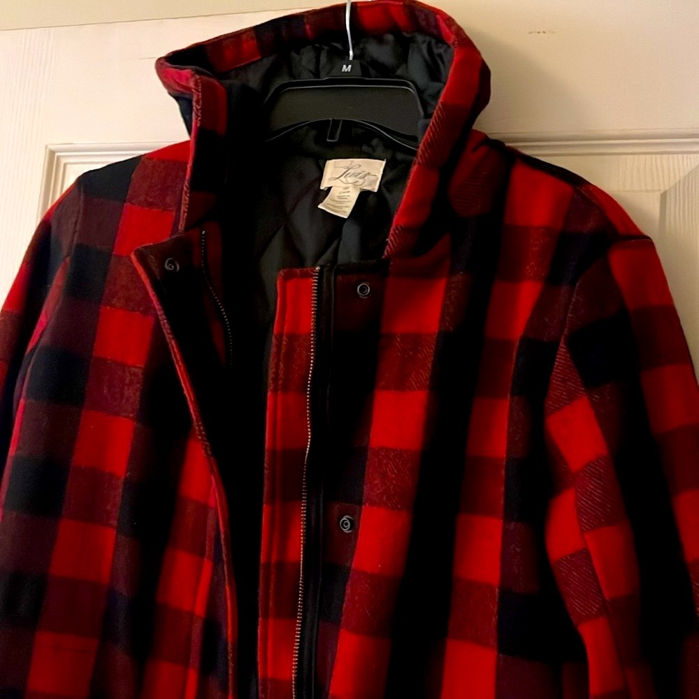 ⭐️ Host Pick ⭐️ LEVI’S Wool Coat with Hood and Cinch Waist-Size S